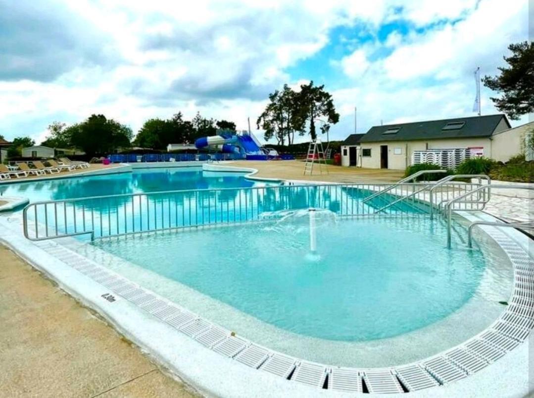 Mobile-Home 2 Chambres Onzain Bagian luar foto